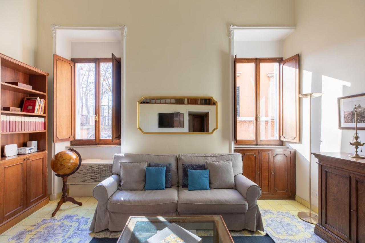 Iflat Campo De Fiori Cozy Flat Apartment Rome Luaran gambar